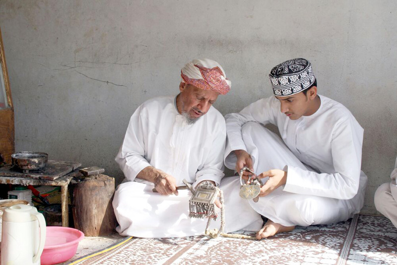 السلطنة تستضيف المعرض الدولي للصناعات الحرفية مارس المقبل