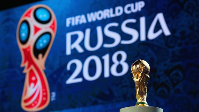 الفيفا يختار 13 حكما مساعدا لإدارة تقنية الفيديو في المونديال