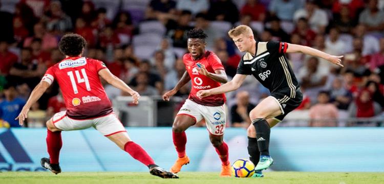 الأهلي المصري يتغلب على أياكس أمستردام الهولندي في مباراة اعتزال حسام غالي