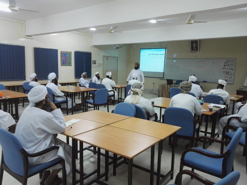 إدارة الأوقاف والشؤون الدينية بمحافظة الظاهرة تناقش أمن المعلومات