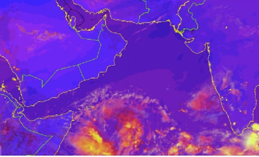 رصد منطقة ضغط جوي مُنخَفِض جنوب بحر العرب