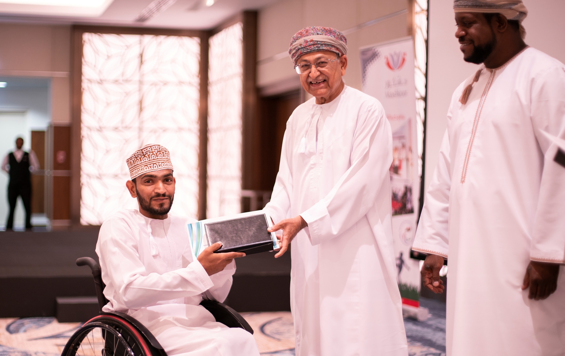اللجنة البارالمبية العمانية تكرم مُجيدي المنتخبات الوطنية لذوي الإعاقة