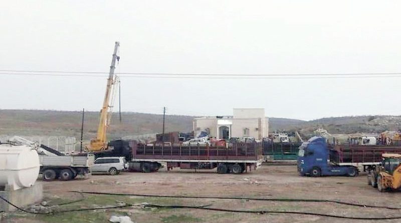 مواصلة العمل على تشغيل الكهرباء وشبكات المياه بظفار