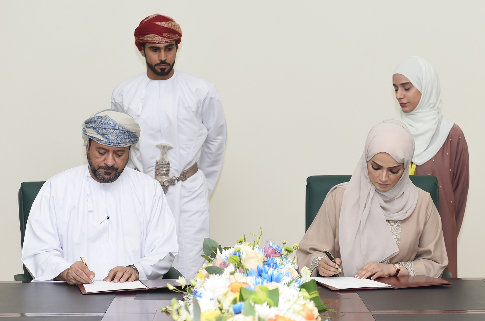 اتفاقية تعاون مشترك بين “جمعية الصحفيين” و كلية البيان
