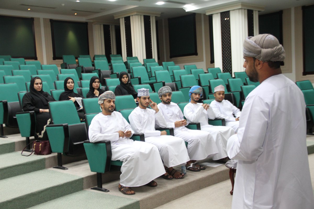 هيئة سوق المال تُنفّذ برنامجًا تدريبيًّا لطلبة من جامعة السلطان قابوس