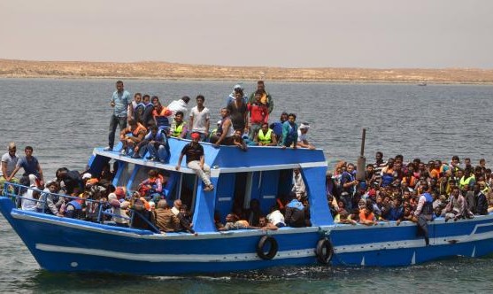 انتشال جثث خمسة مهاجرين غرقوا قُبالة سواحل تونس أثناء محاولة الوصول لإيطاليا