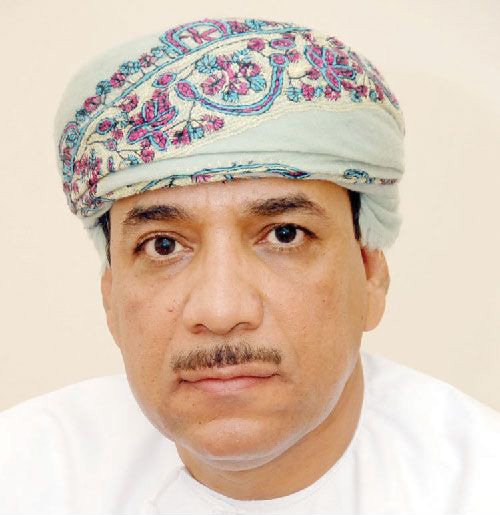 الجابري يرعى حفل تخرج طلبة العلوم التطبيقية بعبري غدًا