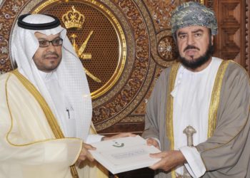 صاحب الجلالة يتلقى رسالة خطيّة من العاهل السعودي
