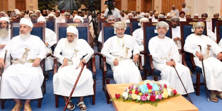 أمين عام شؤون البلاط السلطاني يكرّم الفائزين في مسابقة السلطان قابوس للقرآن الكريم