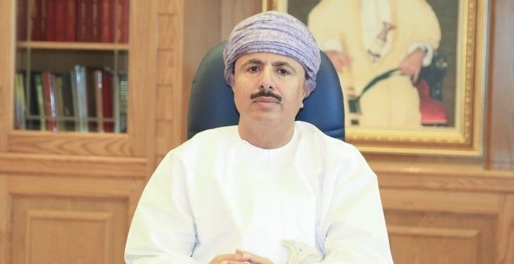 البكري يصدر قرارًا يقضي مزاولة أربع مهن في مؤسسات التعليم العالي الخاصة من قبل العمانيين فقط