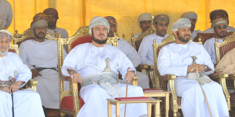 السيّد أسعد بن طارق يرعى ختام مهرجان مقشن التراثي بمحافظة ظفار