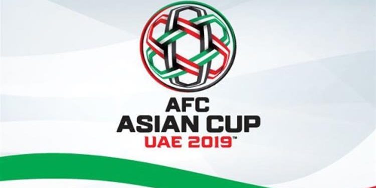 شعار كأس آسيا 2019 على جوازات المسافرين بمطارات الإمارات