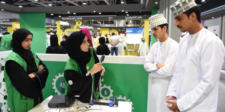 غدًا .. التربية والتعليم تنظم لقاءً تعريفيا للنسخة الثانية من مهرجان عُمان للعلوم 2019م