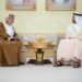الوزير المسؤول عن الشؤون الخارجية يلتقي وزير الخارجية والتعاون الدولي بدولة الإمارات العربية المتحدة
