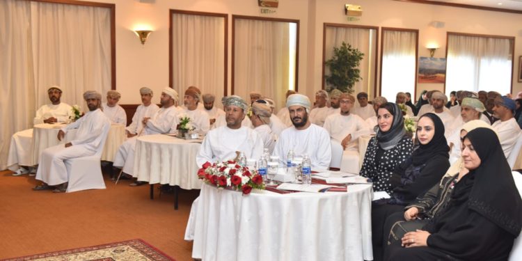 تدشين الحملة الوطنية للكشف المبكر عن سرطان الثدي بمحافظة الداخلية