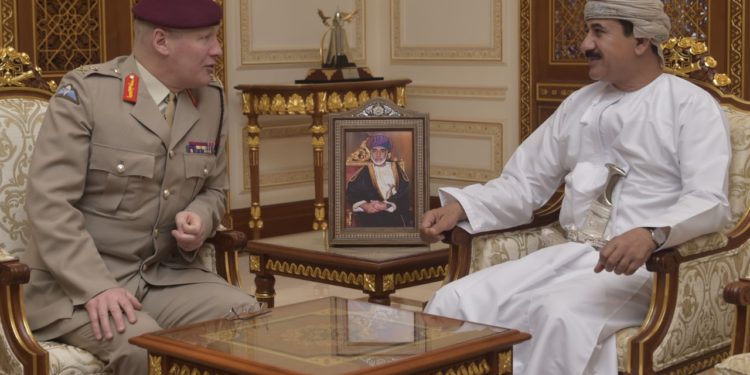 النعماني يستقبل كبير مستشاري الدفاع بوزارة الدفاع البريطانية لشؤون الشرق الأوسط