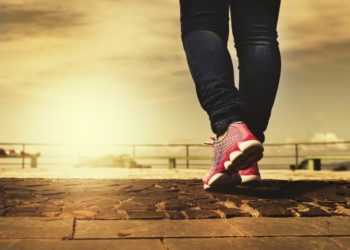 دراسة: النشاط البدني في الشتاء قد يقلل من الاكتئاب