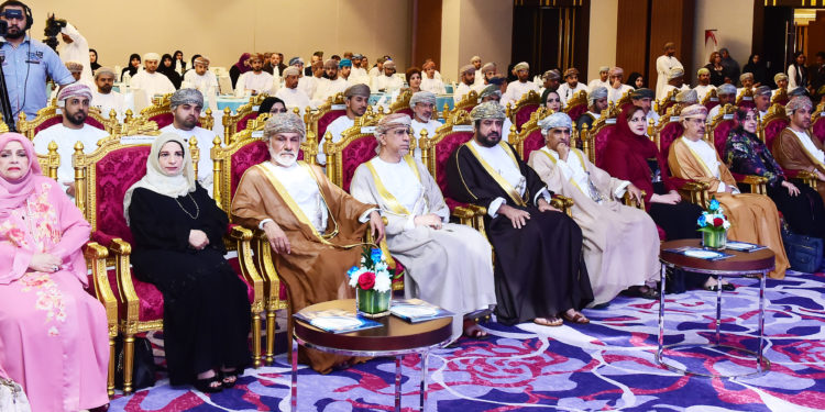 منتدى عُمان للموارد البشرية في دورته الثانية يخرج بعدة توصيات