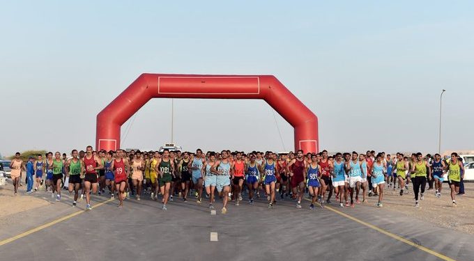 بمشاركة  669 متسابقًا.. انطلاق فعاليات ماراثون شرطة عمان السلطانية