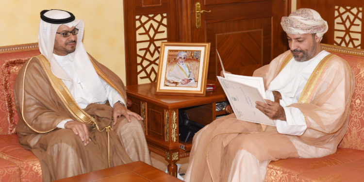 البوسعيدي يتسلم رسالة من وزير الداخلية السعودي