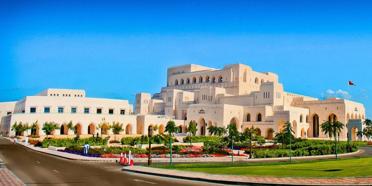 التيليجراف اللندنية: السلطنة وجهة سياحية فريدة تفوق التوقعات