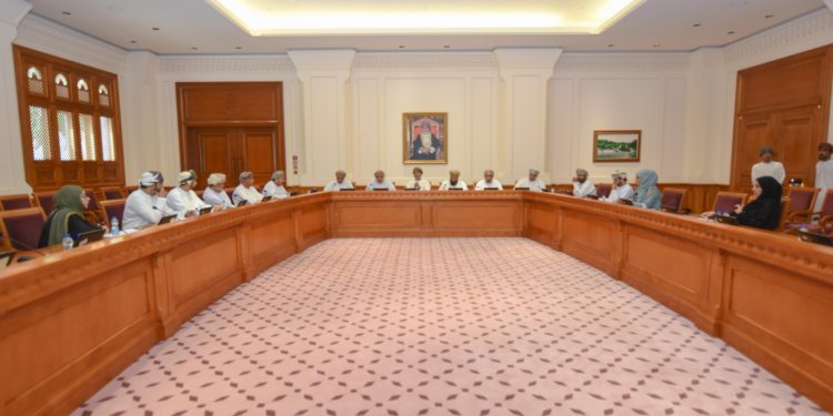 إعلامية “الشورى” تناقش الضوابط المهنية للإعلام الجديد مع جمعية الصحفيين والصحف والشبكات الإخبارية الإلكترونية