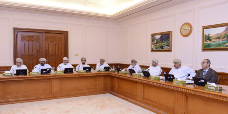 قانونية الدولة تناقش مشروع “قانون الإحصاء والمعلومات”