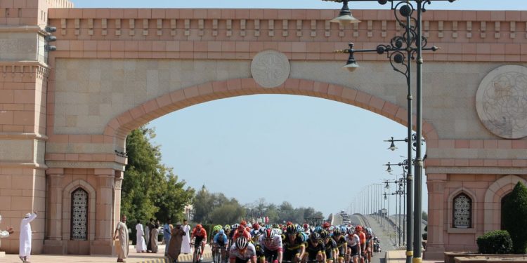 النرويجي ألكسندر كريستوفر يخطف لقب الجولة الأولى لطواف عُمان 2019