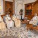وزير ديوان البلاط السلطاني يستقبل وزير الاقتصاد الإماراتي