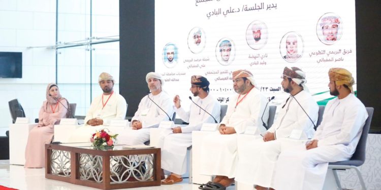 ندوة حول الفرق التطوعية وأثرها على المجتمع بمعرض مسقط الدولي للكتاب