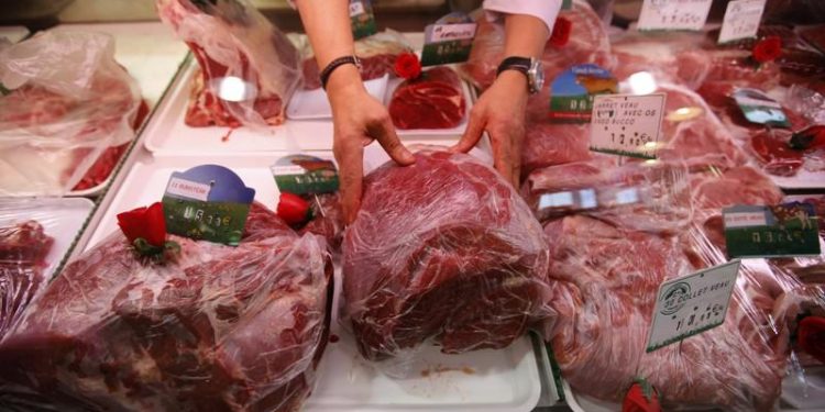 تناول الكثير من اللحوم يعزز احتمال الإصابة بأمراض الكبد