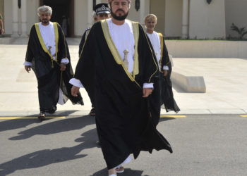 الرئيس الفلسطيني يستقبل سمو السيد أسعد