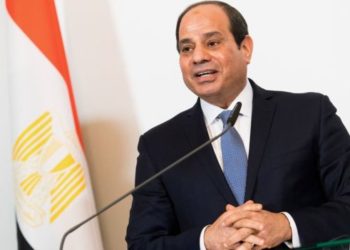 خلافا لكل التوقعات… السيسي يفاجئ القمة العربية في تونس