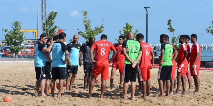 غدا.. المنتخب الوطني لكرة القدم الشاطئية يلاقي إيران