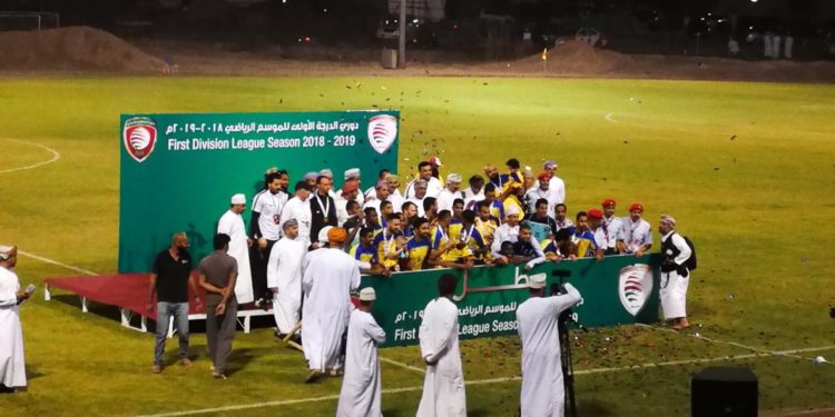 نادي بهلا يتوج بلقب دوري الدرجة الأولى لكرة القدم