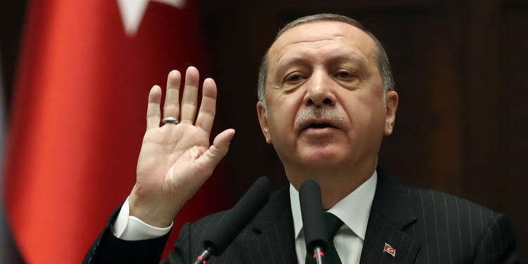 الأتراك يصوتون في انتخابات محلية قد تشهد خسارة أردوغان في مدن كبرى