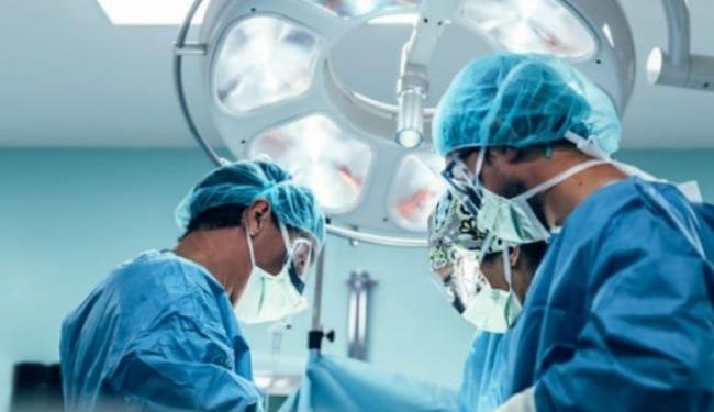 أطباء أتراك ينجحون في استئصال ورم بحجم كلية من دماغ رضيعة عراقية