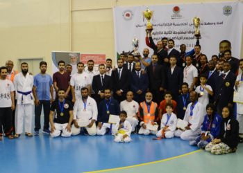 أكاديمية الكاراتيه تختتم بطولتها الدولية المفتوحة الثانية بالمجمع الرياضي بنزوى