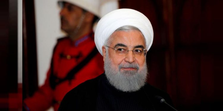 روحاني: إيران ستواصل تصدير النفط رغم الضغوط الأمريكية