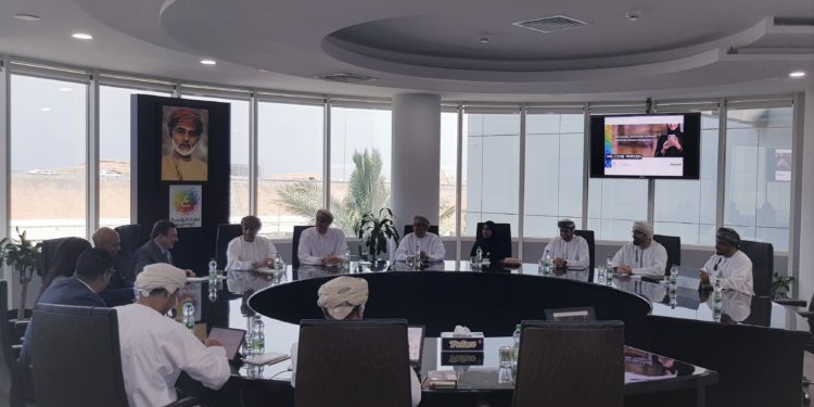 وفد من شركة أمازون لخدمات الإنترنت يزور هيئة تقنية المعلومات