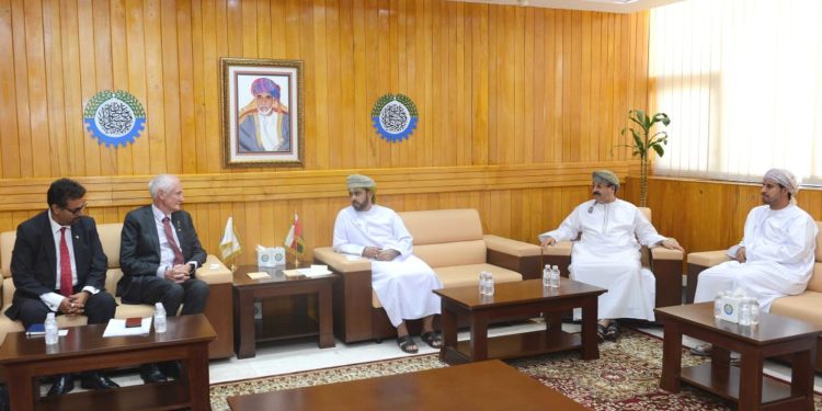غرفة تجارة وصناعة عُمان تستقبل وفدًا أستراليًا