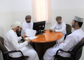 وزارة القوى العاملة بالظاهرة تواصل تشغيل الباحثين عن عمل