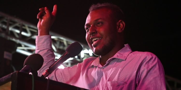 قادة الاحتجاجات في السودان يعلّقون المفاوضات مع العسكر ويرجئون تشكيل “مجلس سيادي مدني”