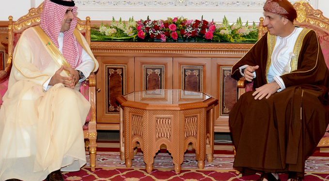 فهد بن محمود يستقبل مسؤولاً سعوديًّا
