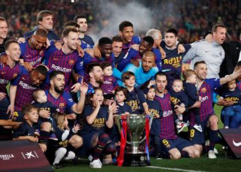 برشلونة يهزم ليفانتي ويتوج بلقب الدوري الإسباني