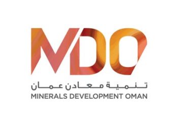 اتفاقية شراكة بين تنمية معادن عمان وشركتي السرين والفجر العالمية