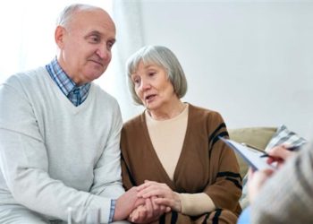 الغضب أكثر ضررا لكبار السن من الحزن