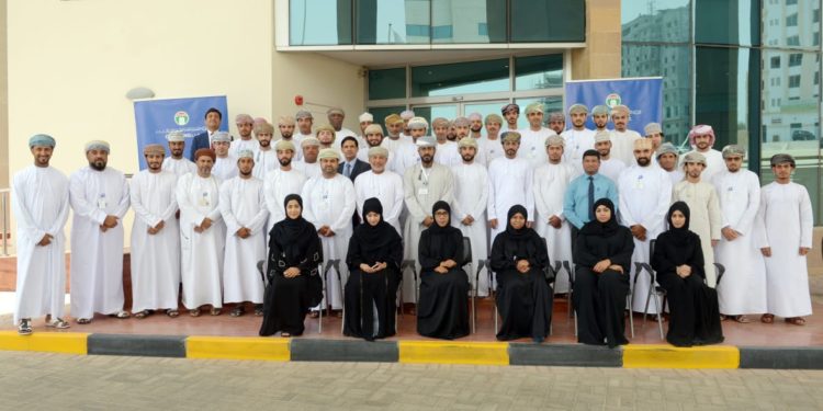 الشركة العمانية للغاز الطبيعي المسال تعزز دورها في تنمية الكوادر الوطنية