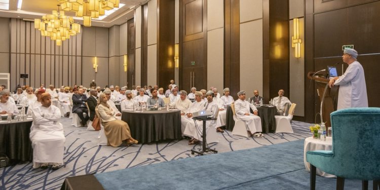 “مدائن” تناقش واقع التعمين والتأهيل في القطاع الصناعي مع المستثمرين والصناعيين