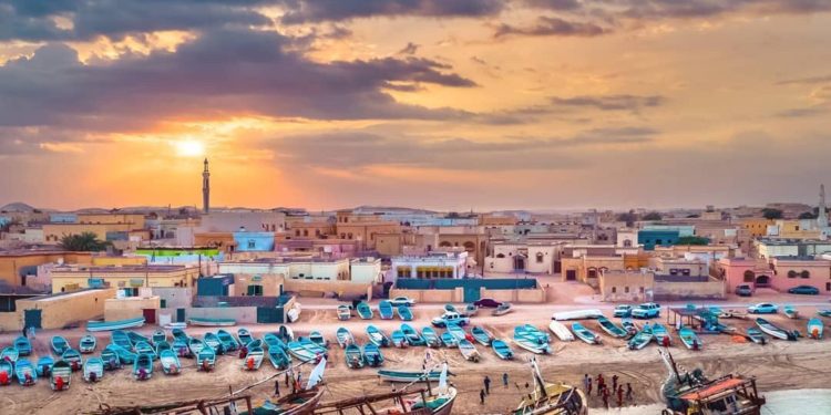 الأشخرة قبلة السياح في فصل الصيف
